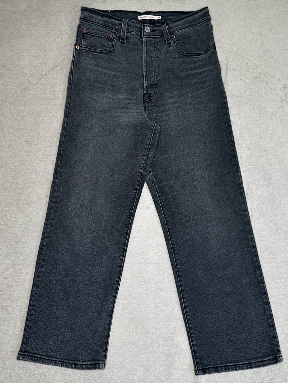 Levi’s Men’s Jeans in Dark Gray - Ribcage Straight Ankle 30